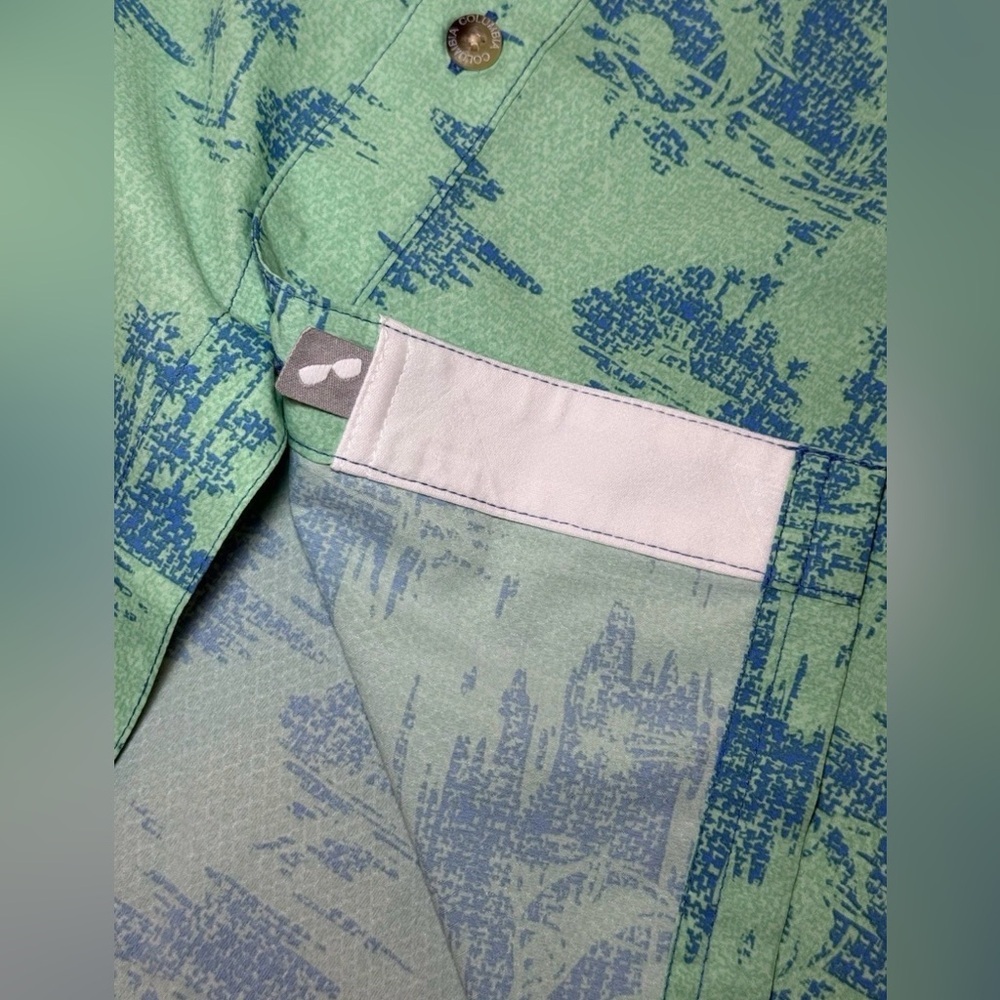 Hawaiian Columbia PFG Men's Palm Tree Fish Shirt Sz M Turquoise Blue Vented - Picture 8 of 9